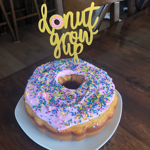 Meet your Posher, Mallory - Picture 1 of 1